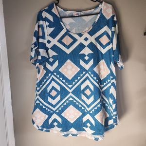 LuLaRoe shirt